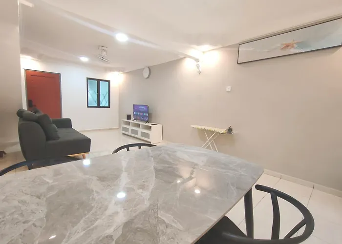 Molek Premium Suite 3R2B At Johor Bahru By Maco Home